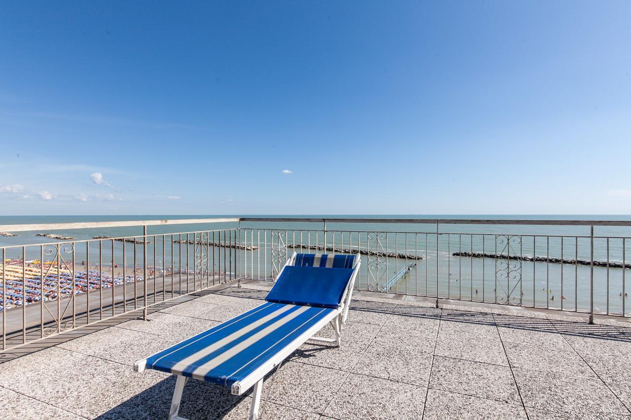 Hotel Universal Bellaria – Igea Marina Kültér fotó